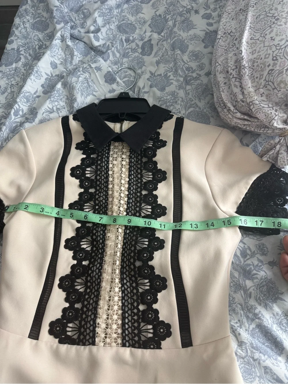 Self-Portrait Cream Dress with Black Lace Trim - Picture 4 of 4